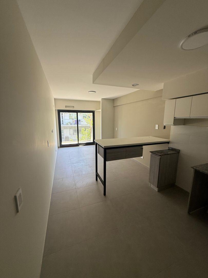 VENTA MONOAMBIENTE ALMAGRO