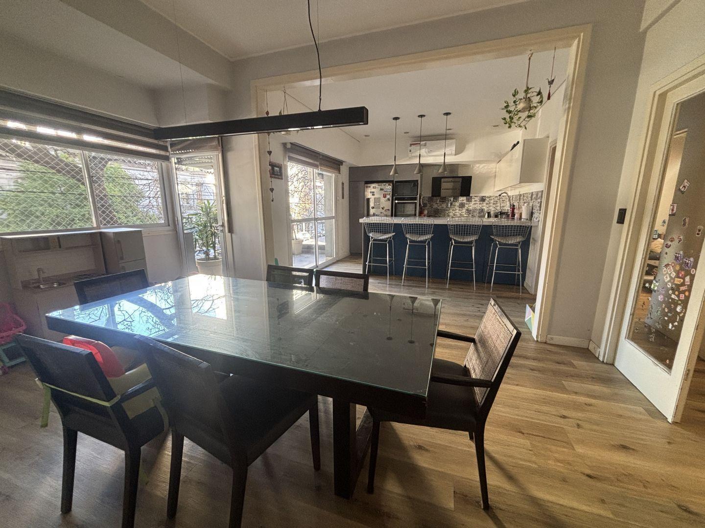 Departamento 5 ambientes. | AV  SAN JUAN al 3600