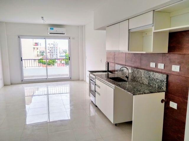 Foto de VENTA DOS AMBIENTES, APTO PROFESIONAL - FLORESTA, imagen 3
