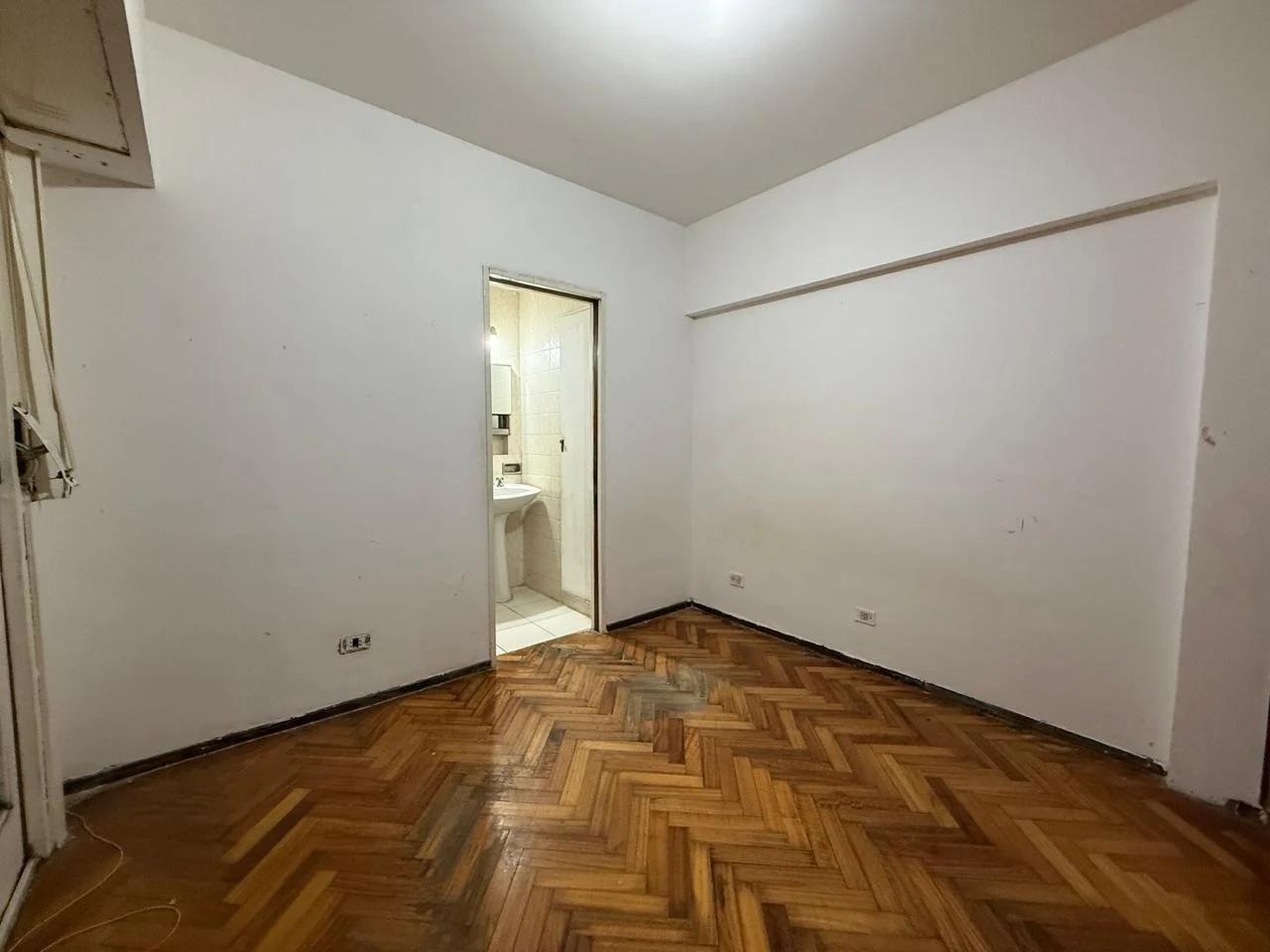 Foto de VENTA DEPARTAMENTO DOS AMBIENTES , ALMAGRO, imagen 4