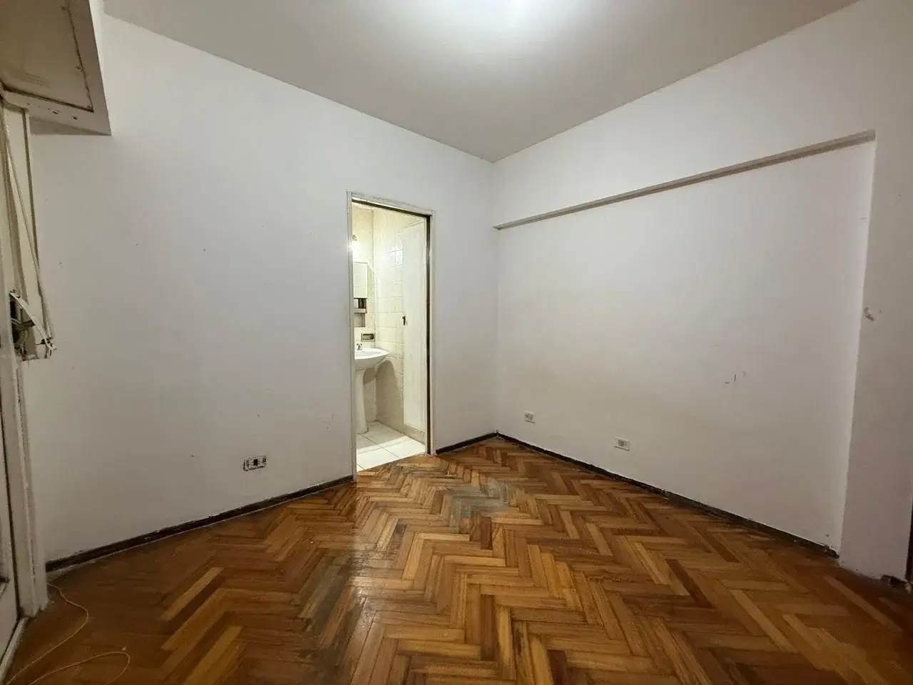 VENTA DEPARTAMENTO DOS AMBIENTES , ALMAGRO 4