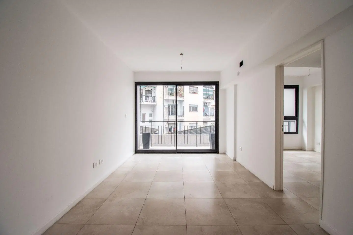 2 AMBIENTES | RIVADAVIA, AV al 9900 4