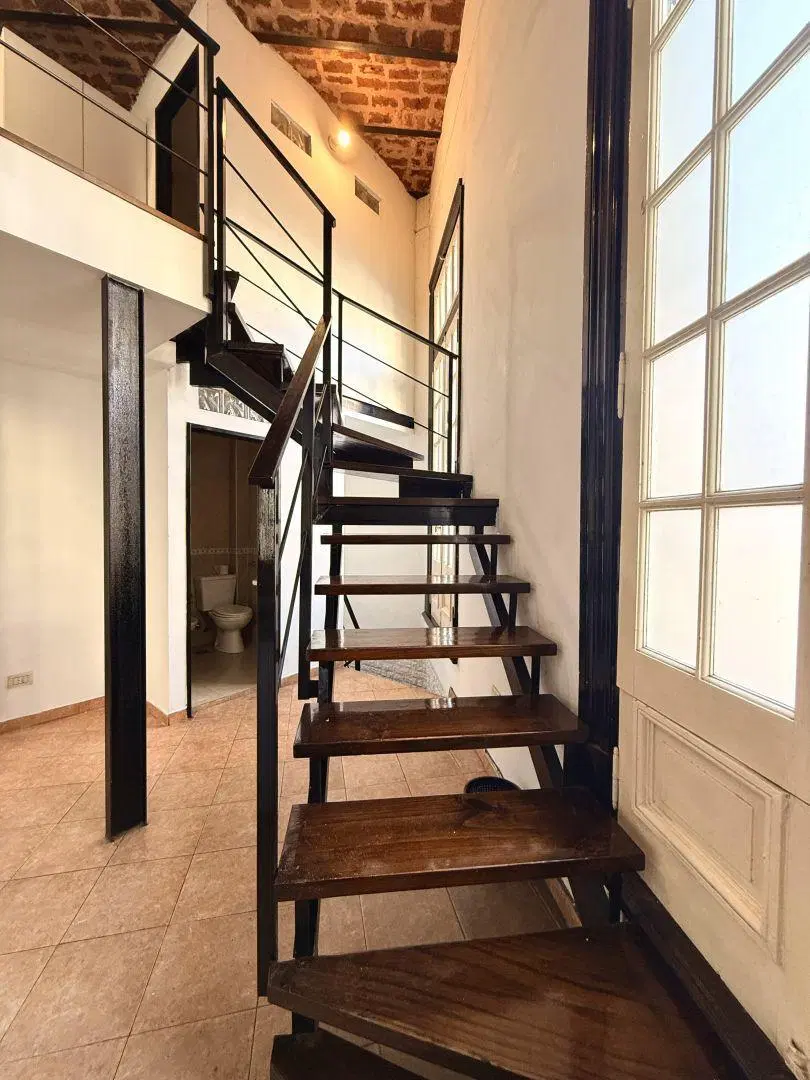 VENTA DEPARTAMENTO TIPO CASA 7 AMB- BALVANERA 5