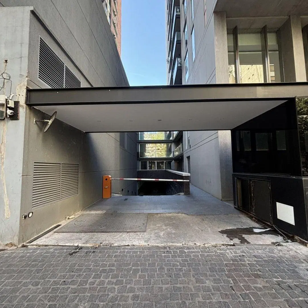 VENTA COCHERA ALMAGRO 3