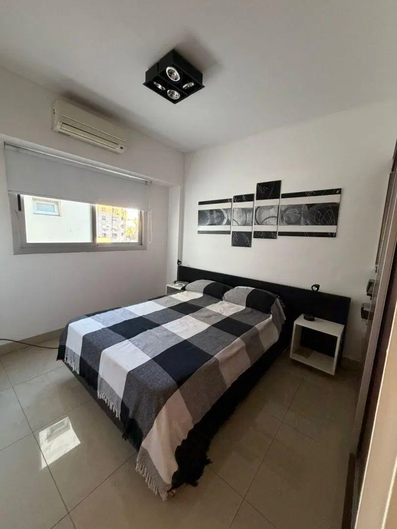 ALQUILER DOS AMBIENTES AMOBLADO , FLORES 8