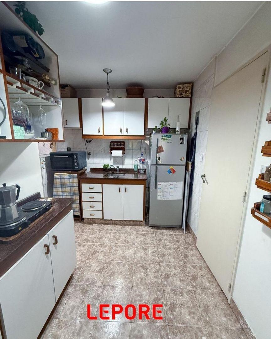 Foto de VENTA DEPARTAMENTO CUATRO AMBIENTES CON DEPENDENCIA, PALERMO, imagen 3