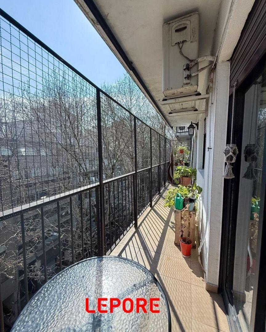 Foto de VENTA DEPARTAMENTO CUATRO AMBIENTES CON DEPENDENCIA, PALERMO, imagen 4