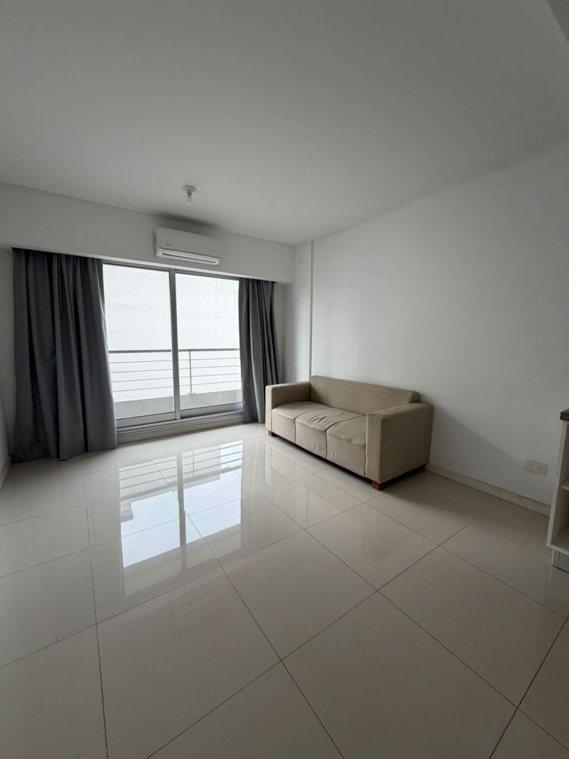 Foto de VENTA DOS AMBIENTES, CABALLITO APTO PROFESIONAL, imagen 2