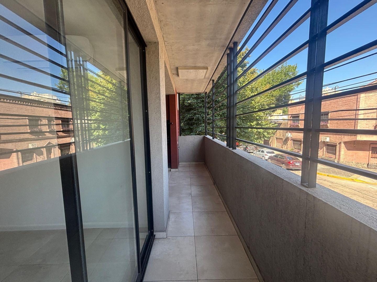 Foto de VENTA DEPARTAMENTO 4 AMBIENTES LINIERS, imagen 1