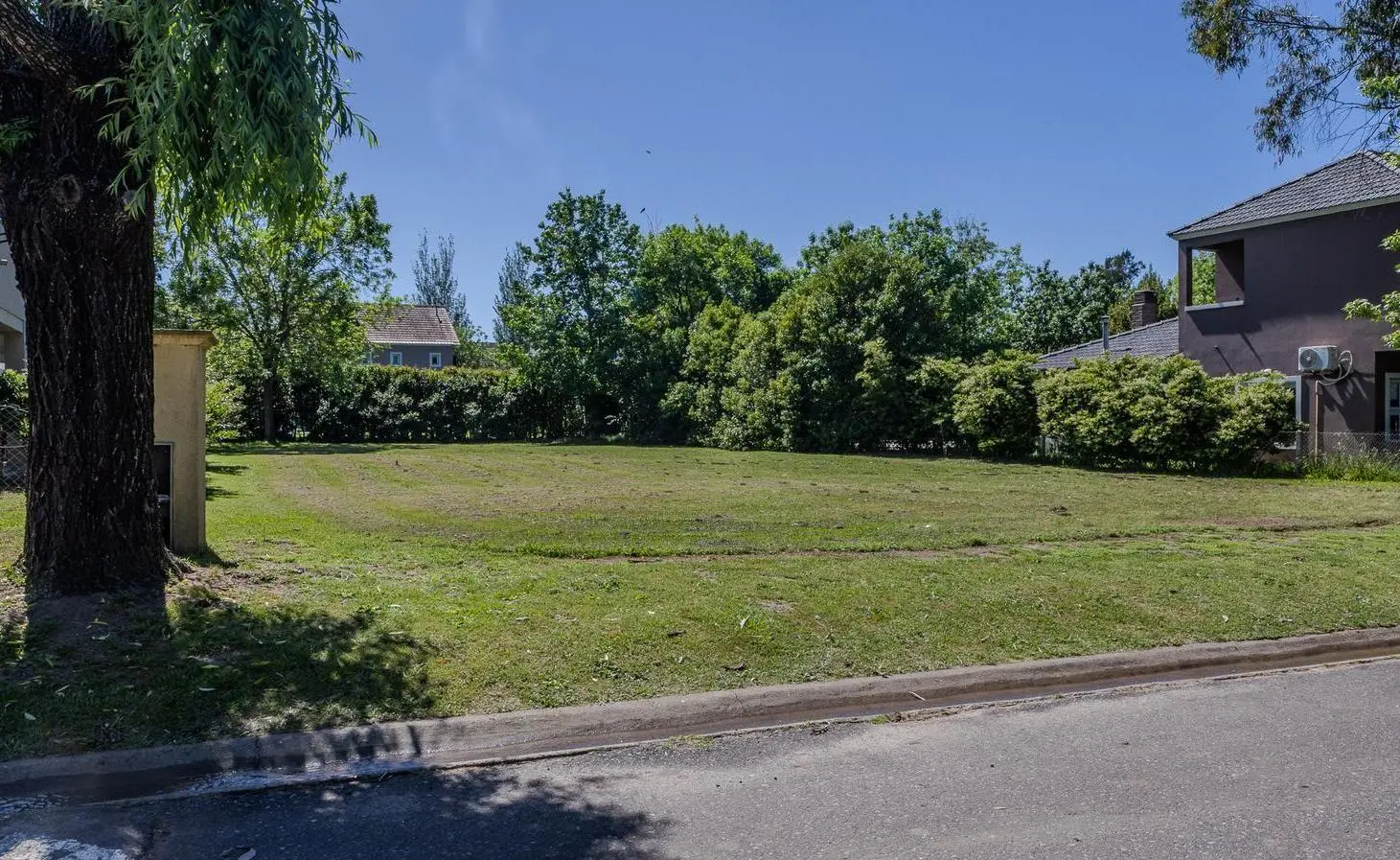Venta Terreno en Carlos Spegazzini 3