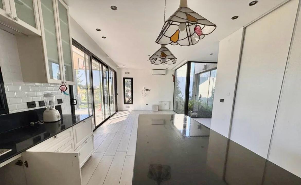Foto de ALQUILER CASA 7 AMBIENTES EN BARRIO ALAMEDA CANNING, imagen 4
