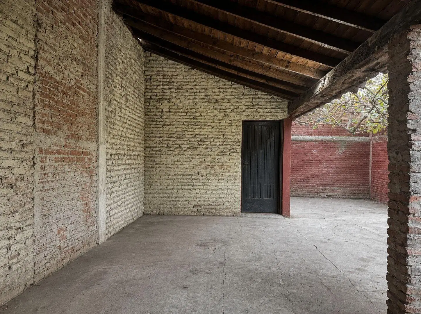 VENTA CASA 5 AMBIENTES EN JOSE MARMOL 3