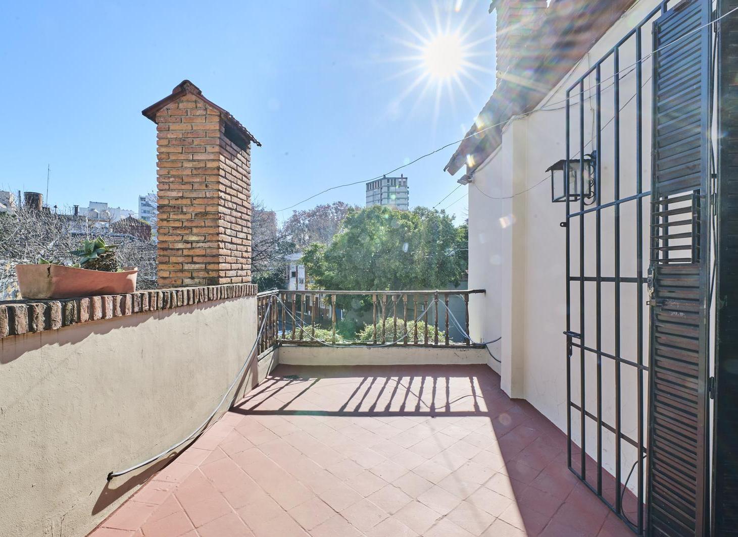Venta Casa 5 ambientes Parque Chas