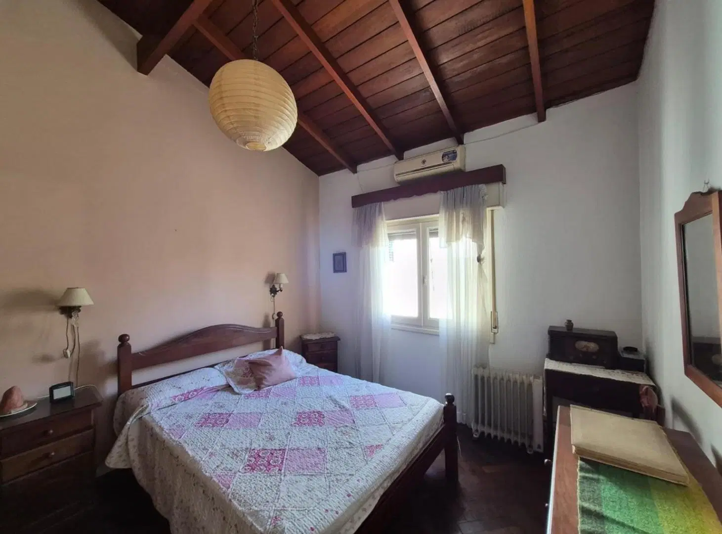 Venta Casa 3 ambientes con cochera en Banfield 3