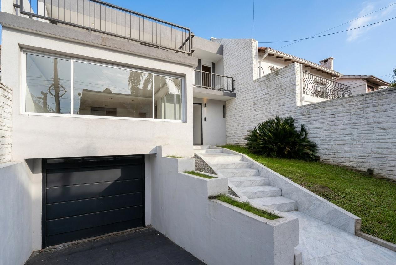 Foto de Venta Casa 6 ambientes con Pileta en Martinez, imagen 5