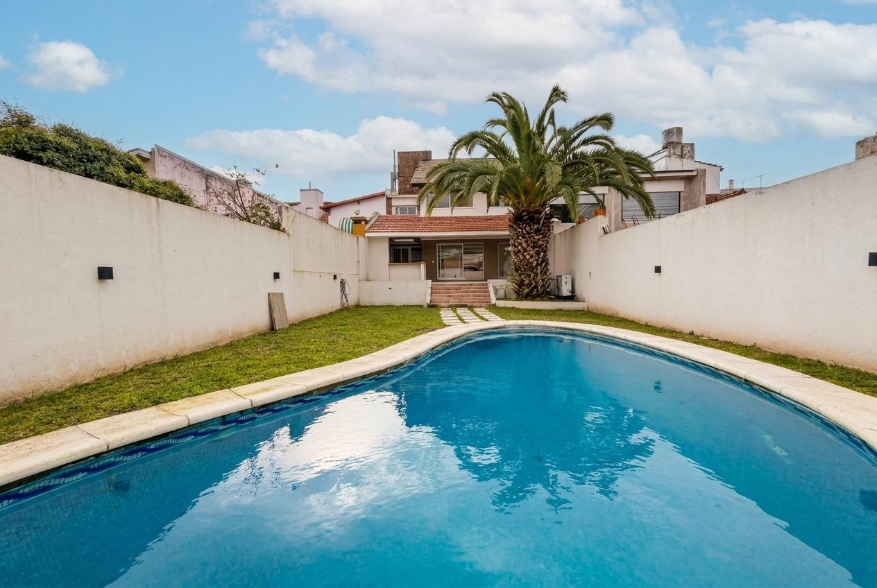 Foto de Venta Casa 6 ambientes con Pileta en Martinez, imagen 4