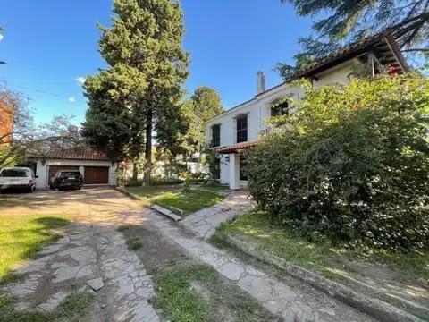Foto de Venta Casa 5 ambientes en Villa Sarmiento, imagen 4