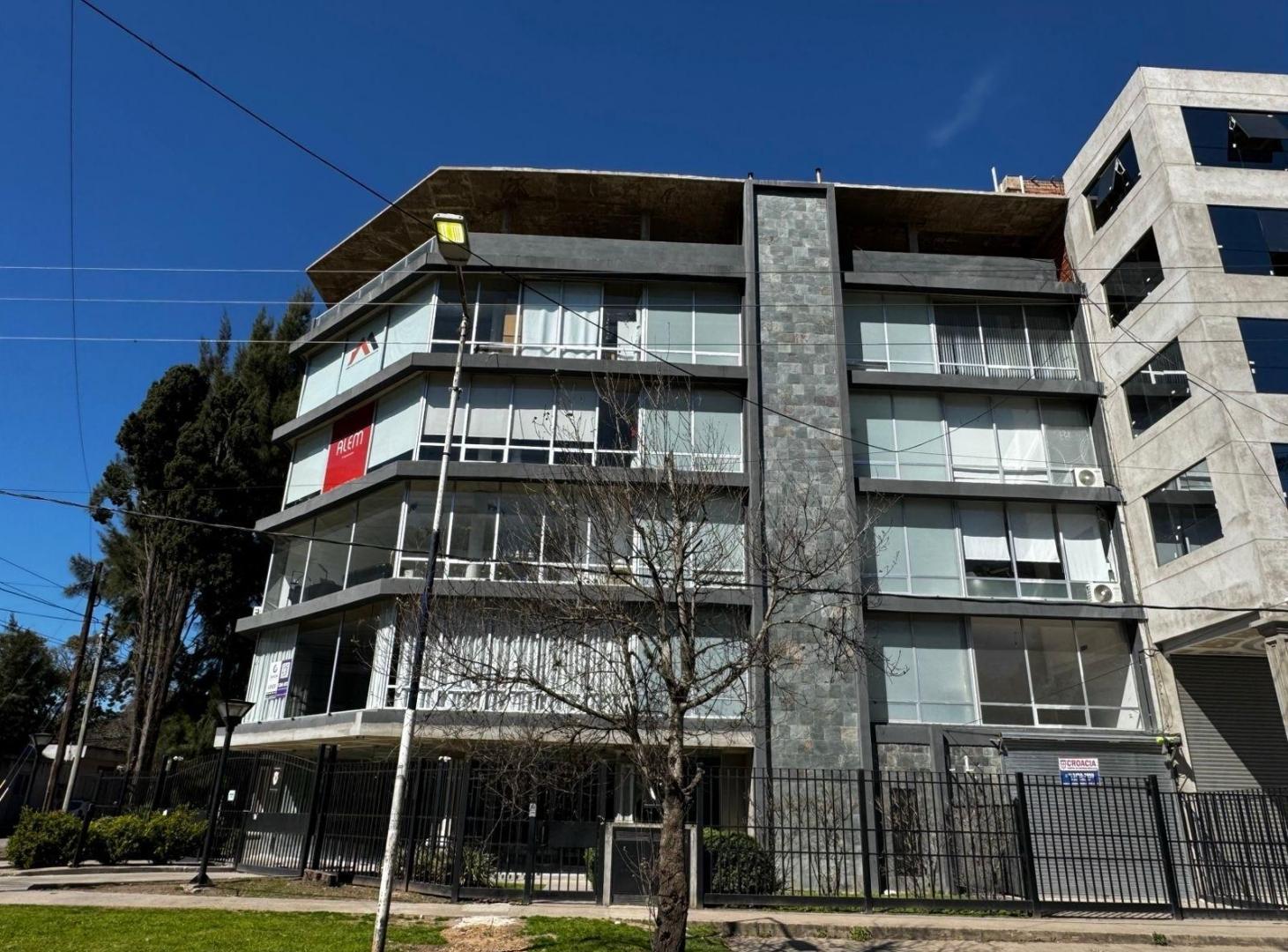 Foto de VENTA OFICINA DE 39m2 EN CENTRO CANNING, imagen 3