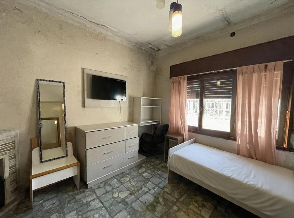 Foto de Venta Casa de 3 Ambientes en Temperley, imagen 2