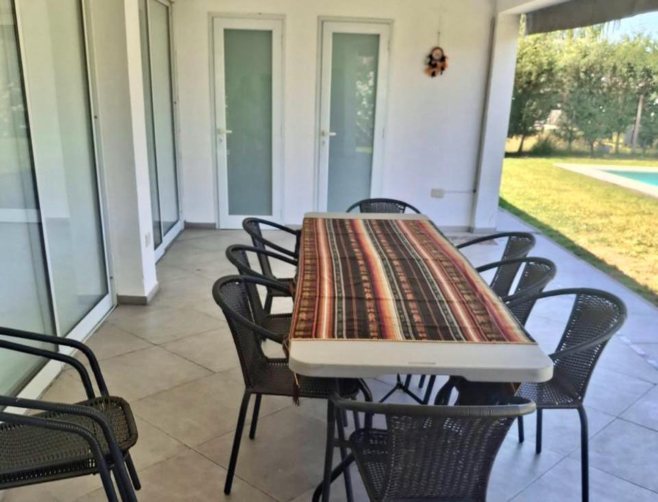 Foto de VENTA CASA 4 AMBIENTES EN BARRIO SANTA JUANA, CANNING, imagen 1