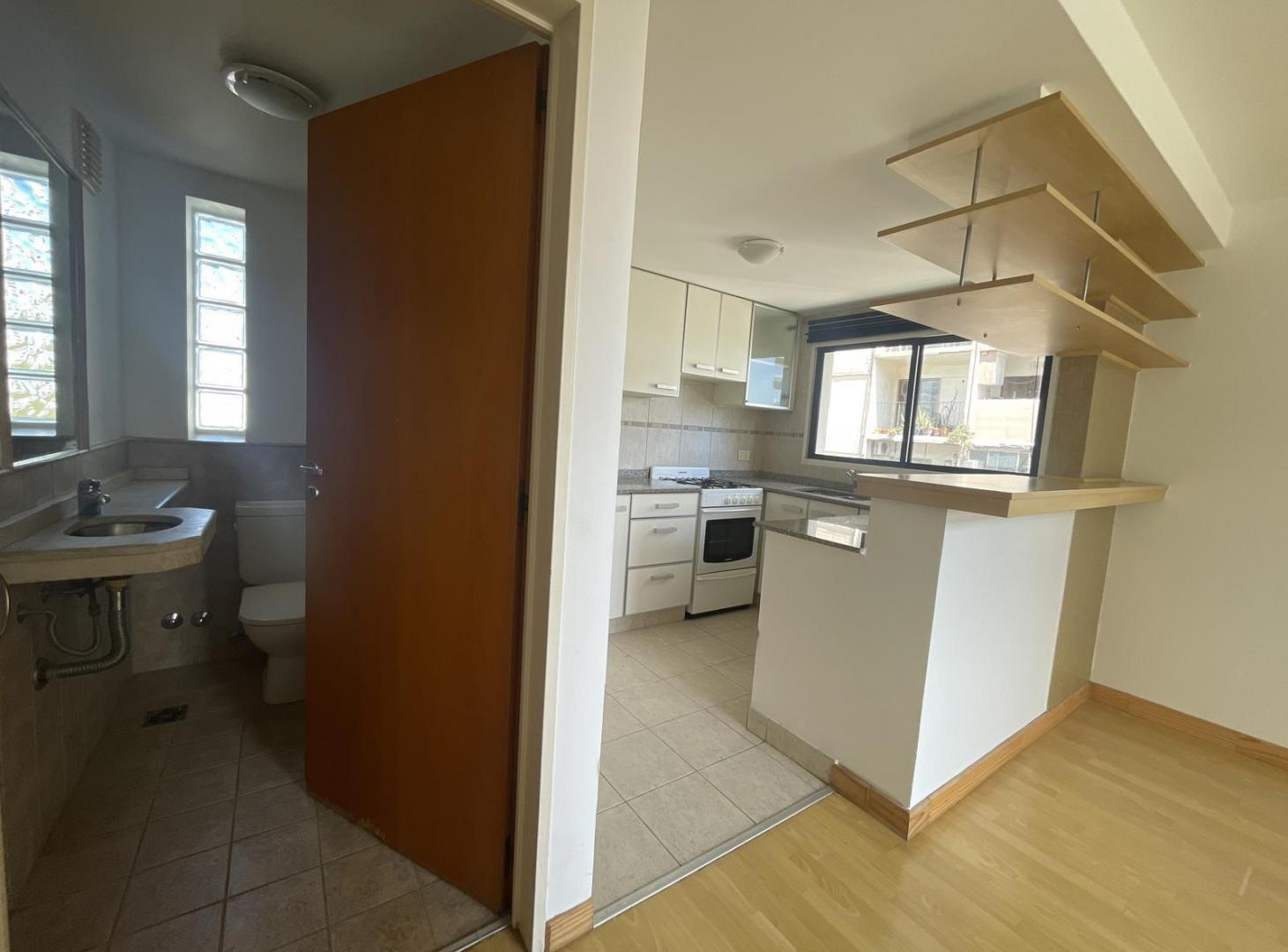 Foto de Alquiler Duplex 2 ambientes 2 baños en Saavedra Nuñez Piso Alto Balcon, imagen 5