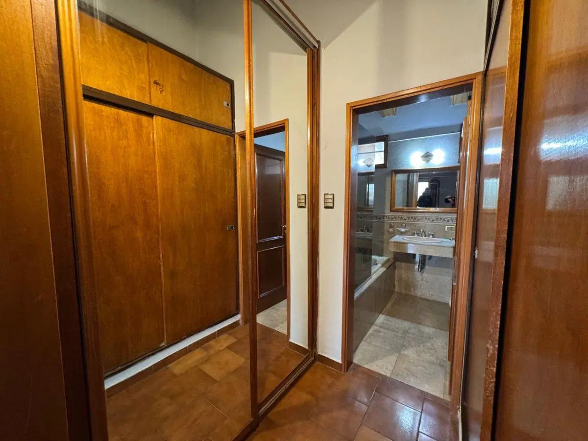 ALQUILER – EXCELENTE PROPIEDAD 3 DORM. 3 B. COCHERA DOBLE – PILETA 1