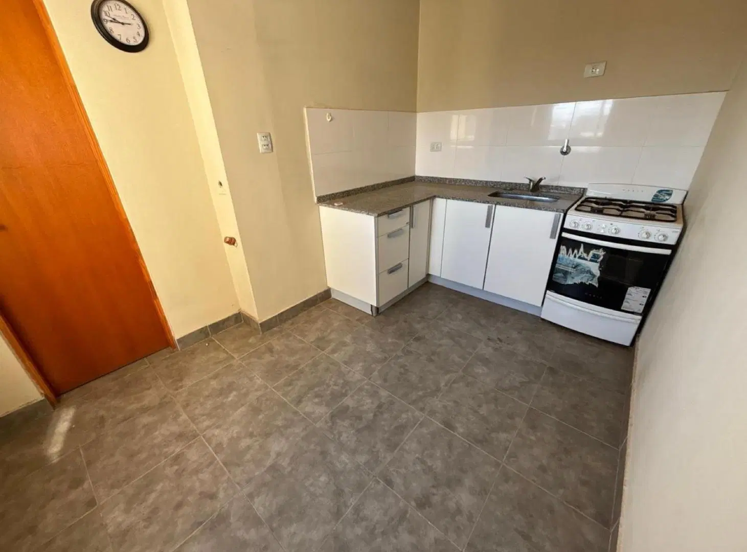 Departamento en Avenida Sarmiento 135 3