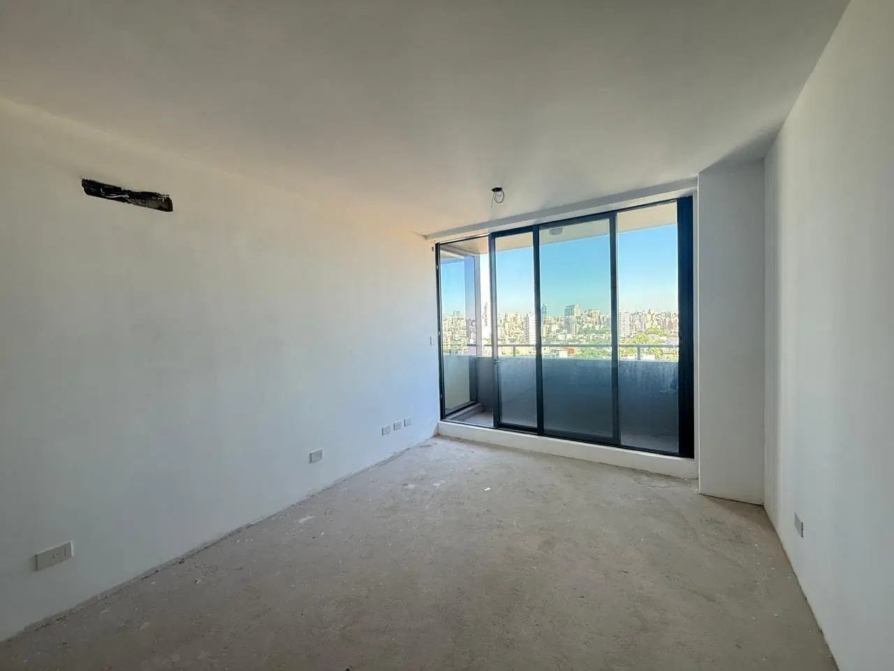 QUANTUM BELLINI - VENTA DEPARTAMENTO 3 AMBIENTES CON 2 BAÑOS AL CONTRA FRENTE 4