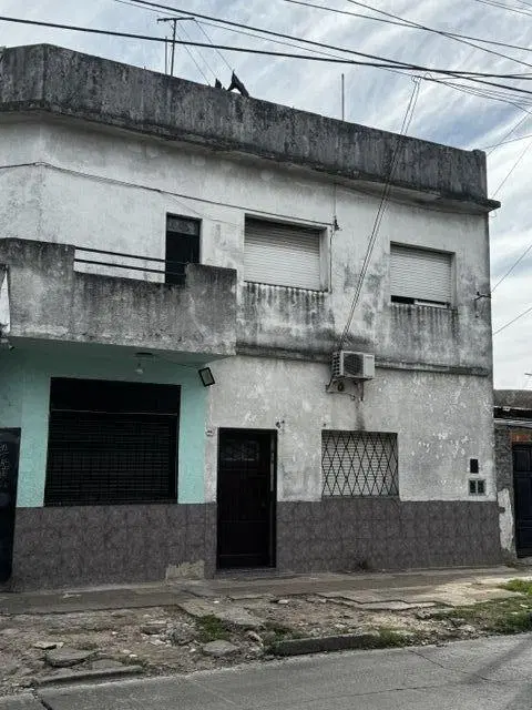 VENTA LOCAL COMERCIAL CON VIVIENDA EN ESQUINA EN SAN JUSTO 3
