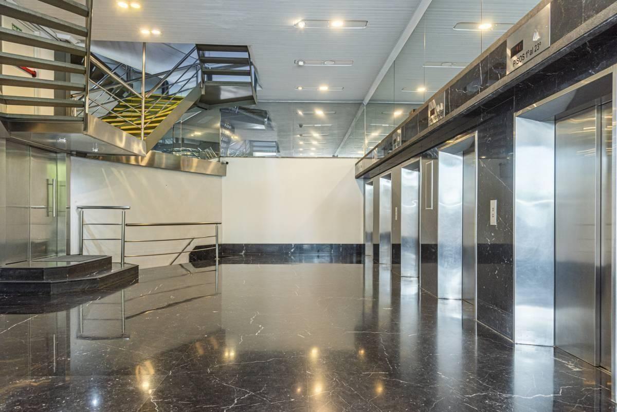 Foto de ALQUILER OFICINA 390M2 CON 2 COCHERAS EN RETIRO, imagen 3