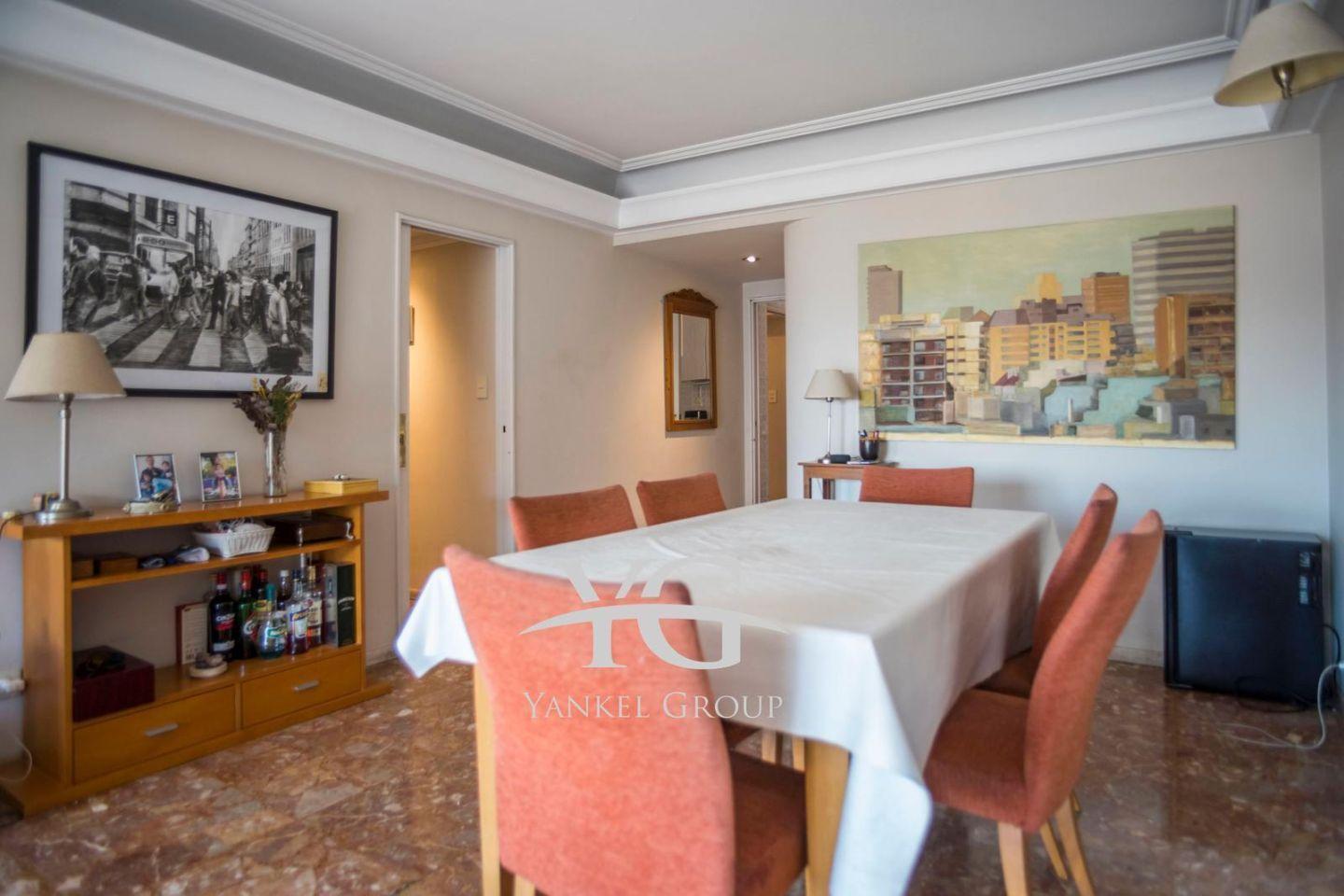 Foto de VENTA 4 AMBIENTES CON DEP. COCHERA Y TERRAZA!!, imagen 2