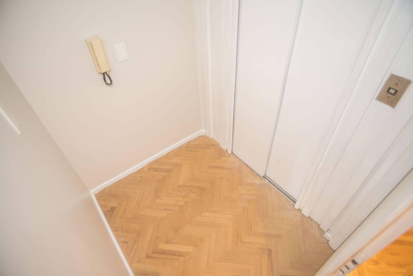 Foto de VENTA 3 AMBIENTES A ESTRENAR!! CON DOS COCHERAS RETIRO!!!, imagen 1