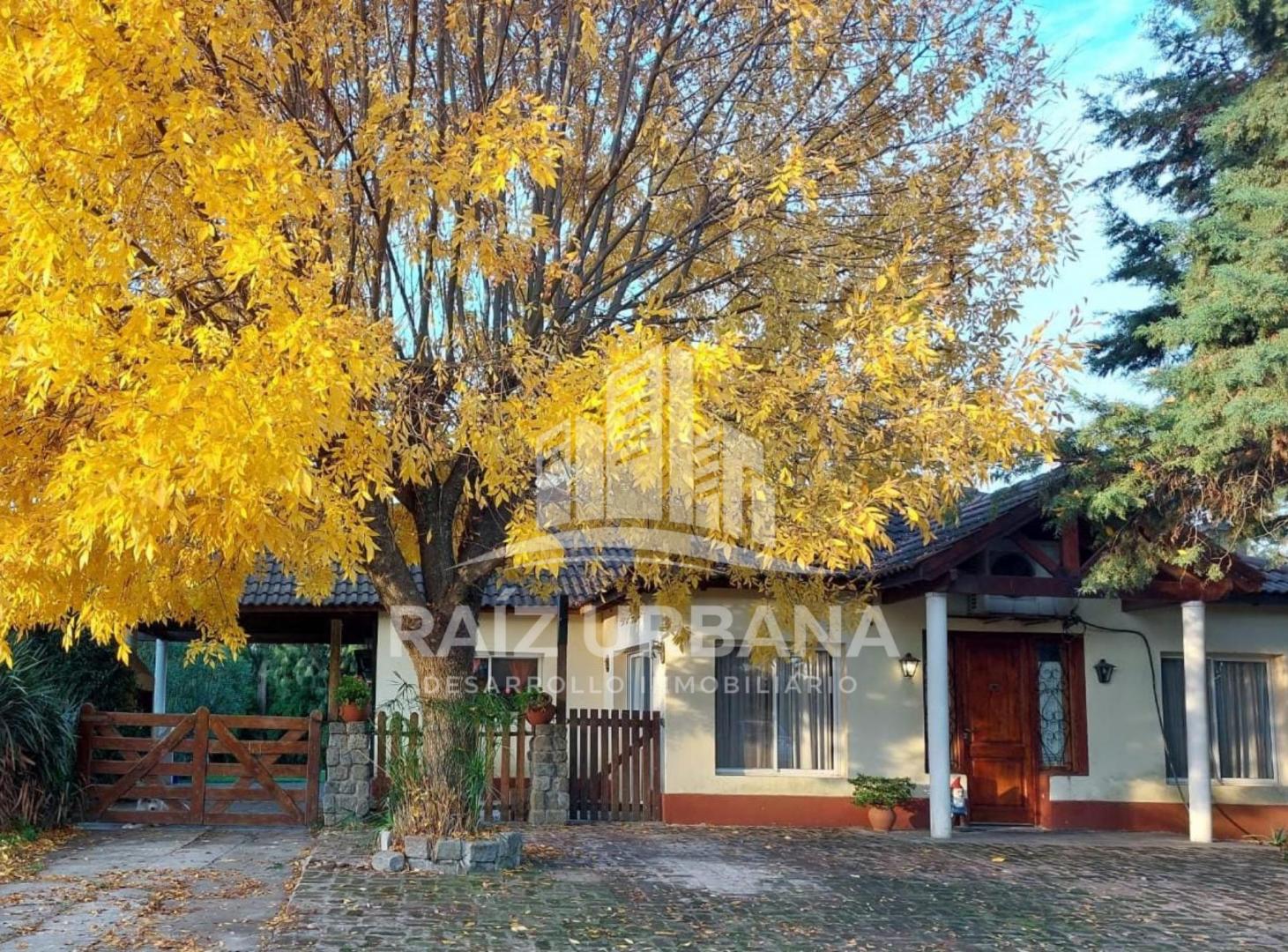 CASA 4 AMBIENTES VENTA BARRIO MALIBU CANNING OPORTUNIDAD INVERSION