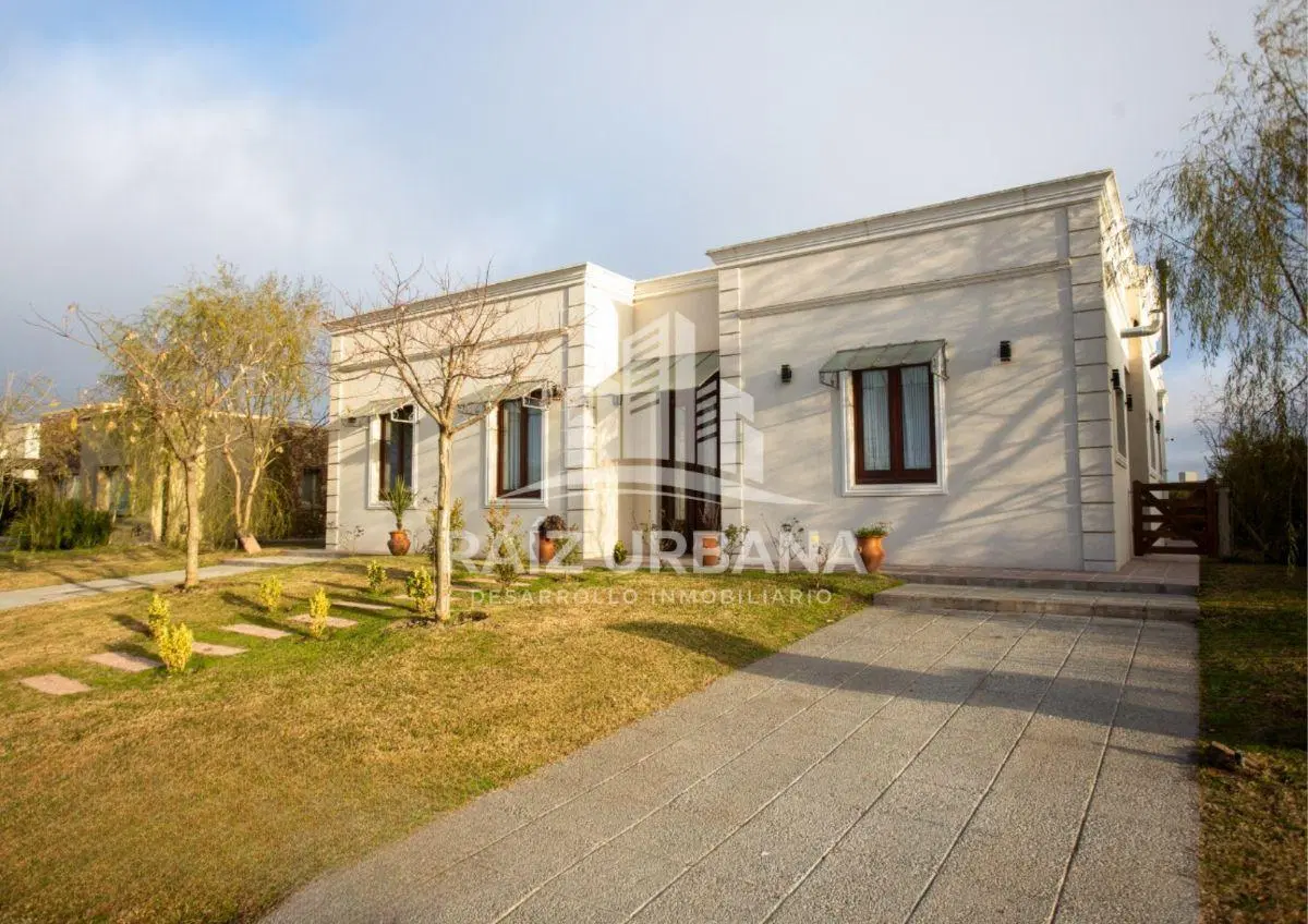 CASA 3 AMBIENTES VENTA SAN LUCAS SAN VICENTE CON QUINCHO 5