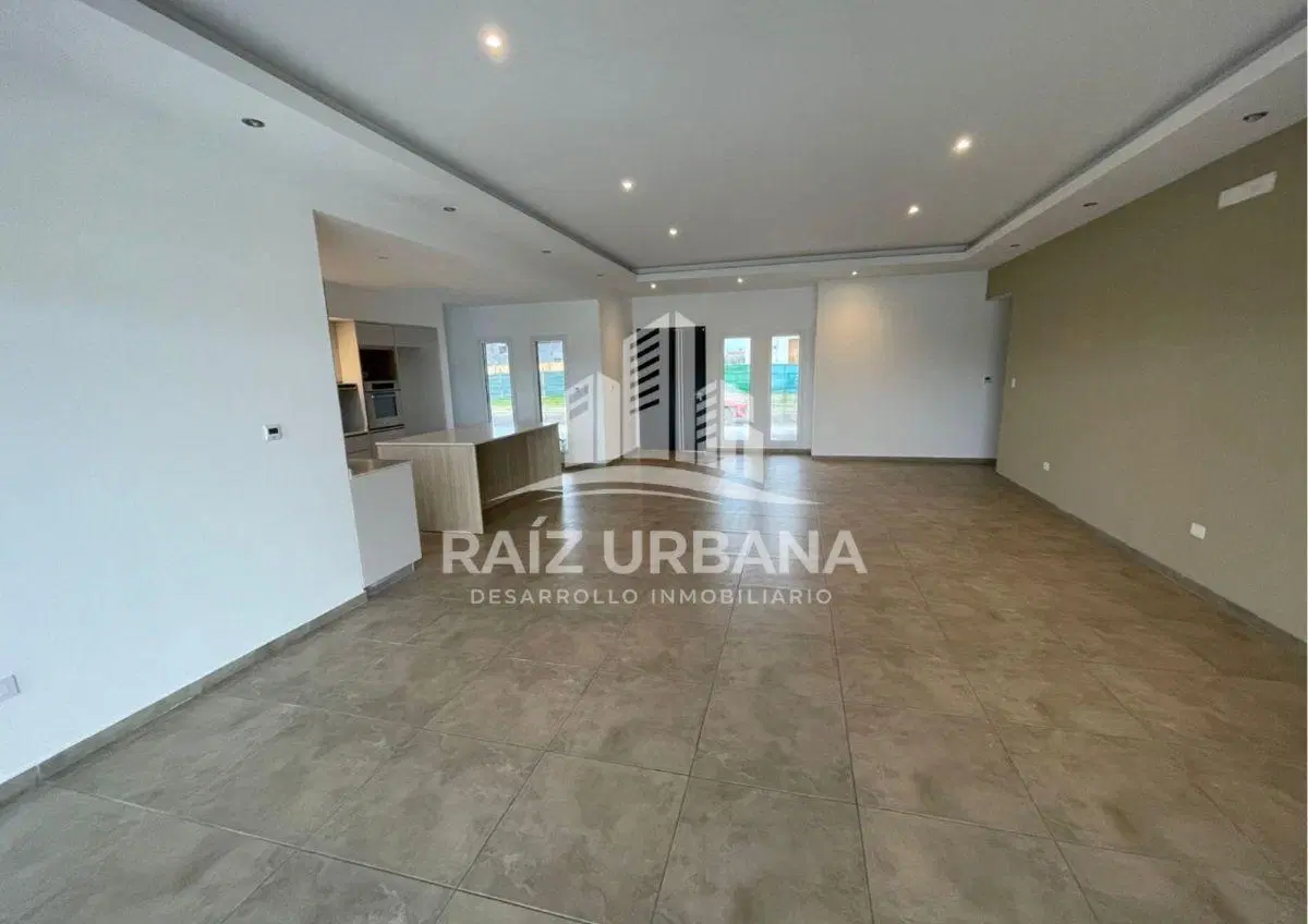 CASA 4 AMBIENTES VENTA SAN LUCAS A LA LAGUNA 5