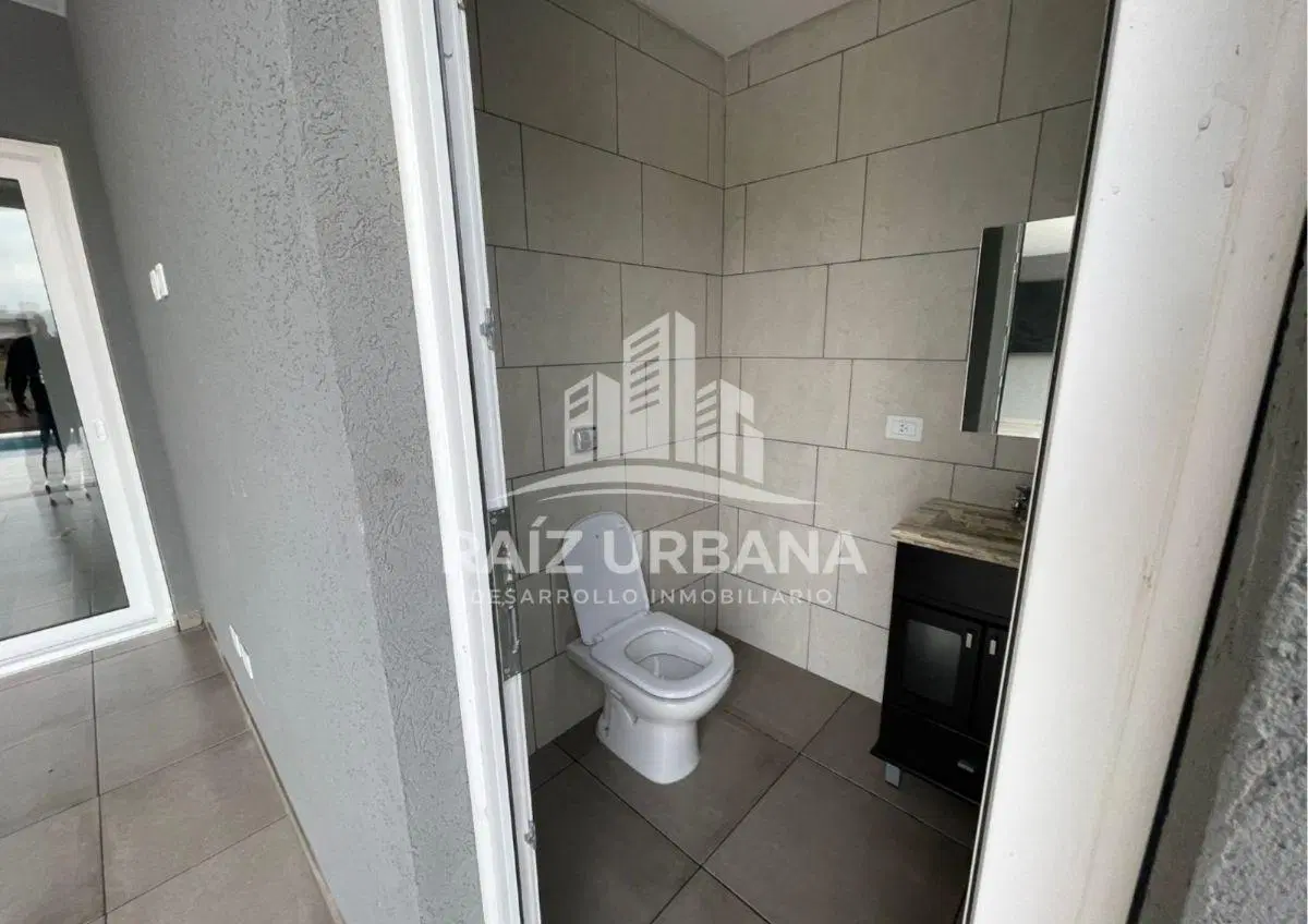 CASA 4 AMBIENTES VENTA SAN LUCAS A LA LAGUNA 4