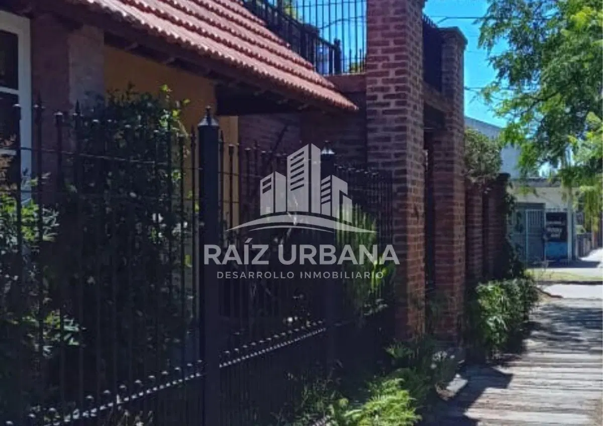 VENTA CASA 3 AMBIENTES CON PILETA 4