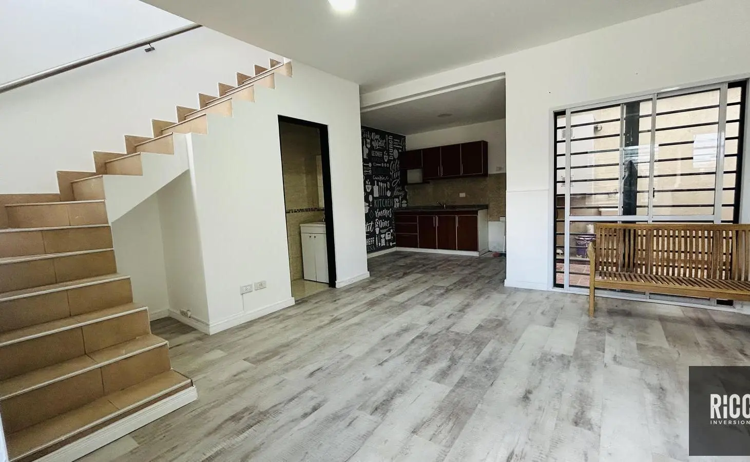 Departamento tipo duplex 3 ambientes en alquiler 2