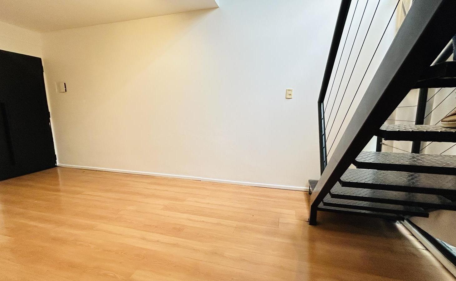 Foto de Departamento 2 ambientes tipo Loft en alquiler Bernal centro, imagen 4