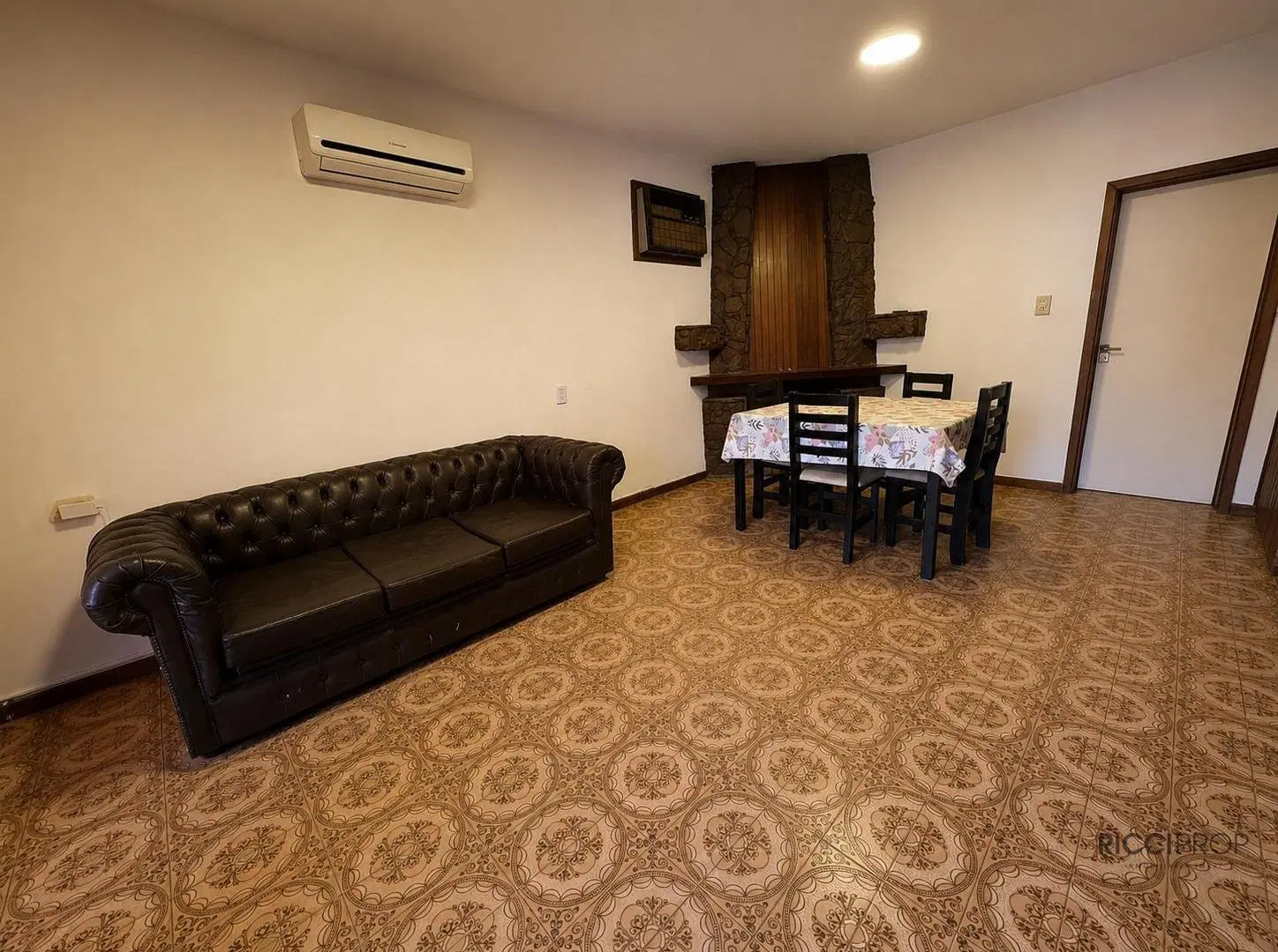 Casa en venta 3 ambientes Berazategui barrio Ducilo 3