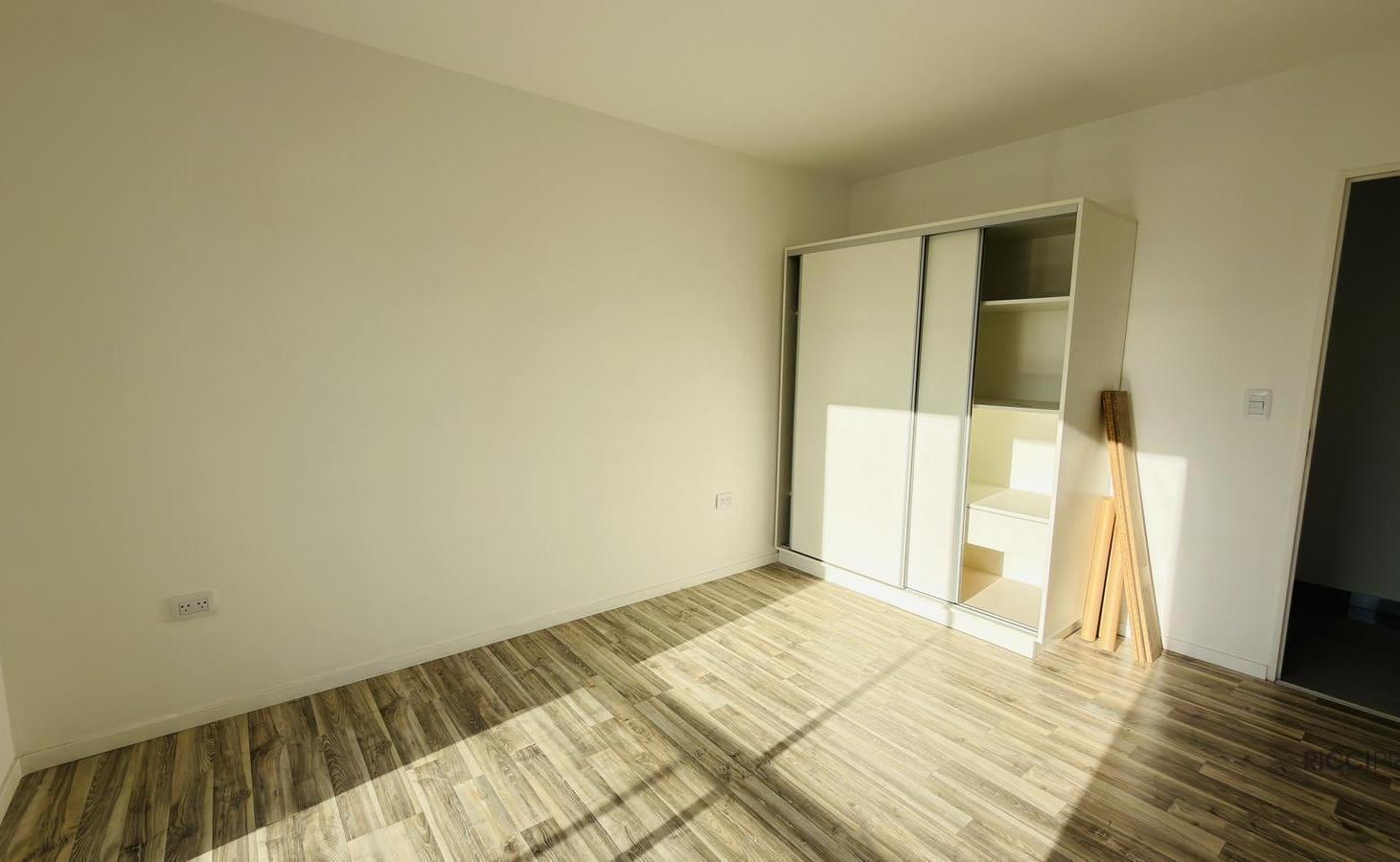 Departamento en venta 3 ambientes con cochera Berazategui Centro