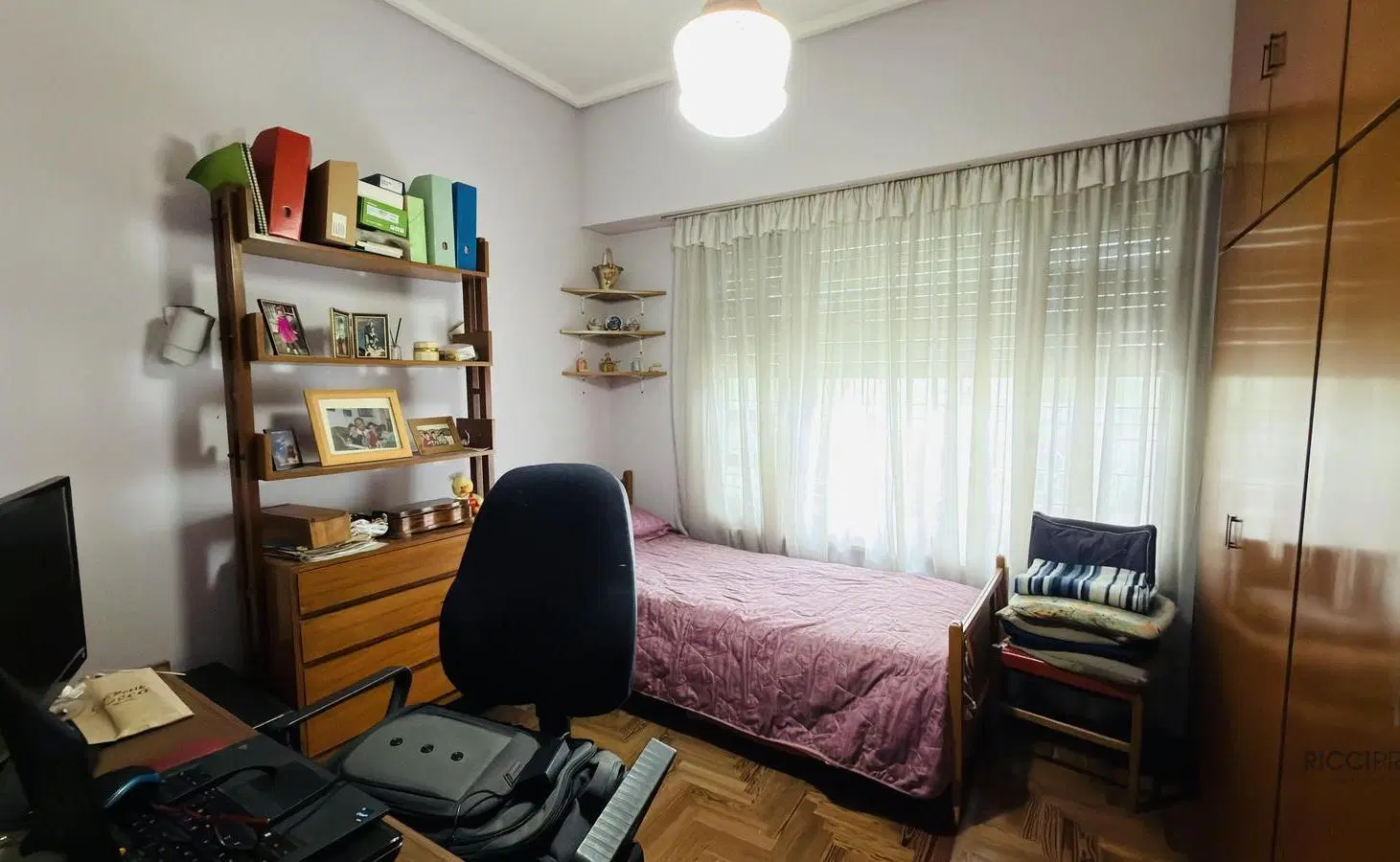 Casa venta 3 ambientes con dependencia en intendente Olivieri 2200 Quilmes Oeste 4