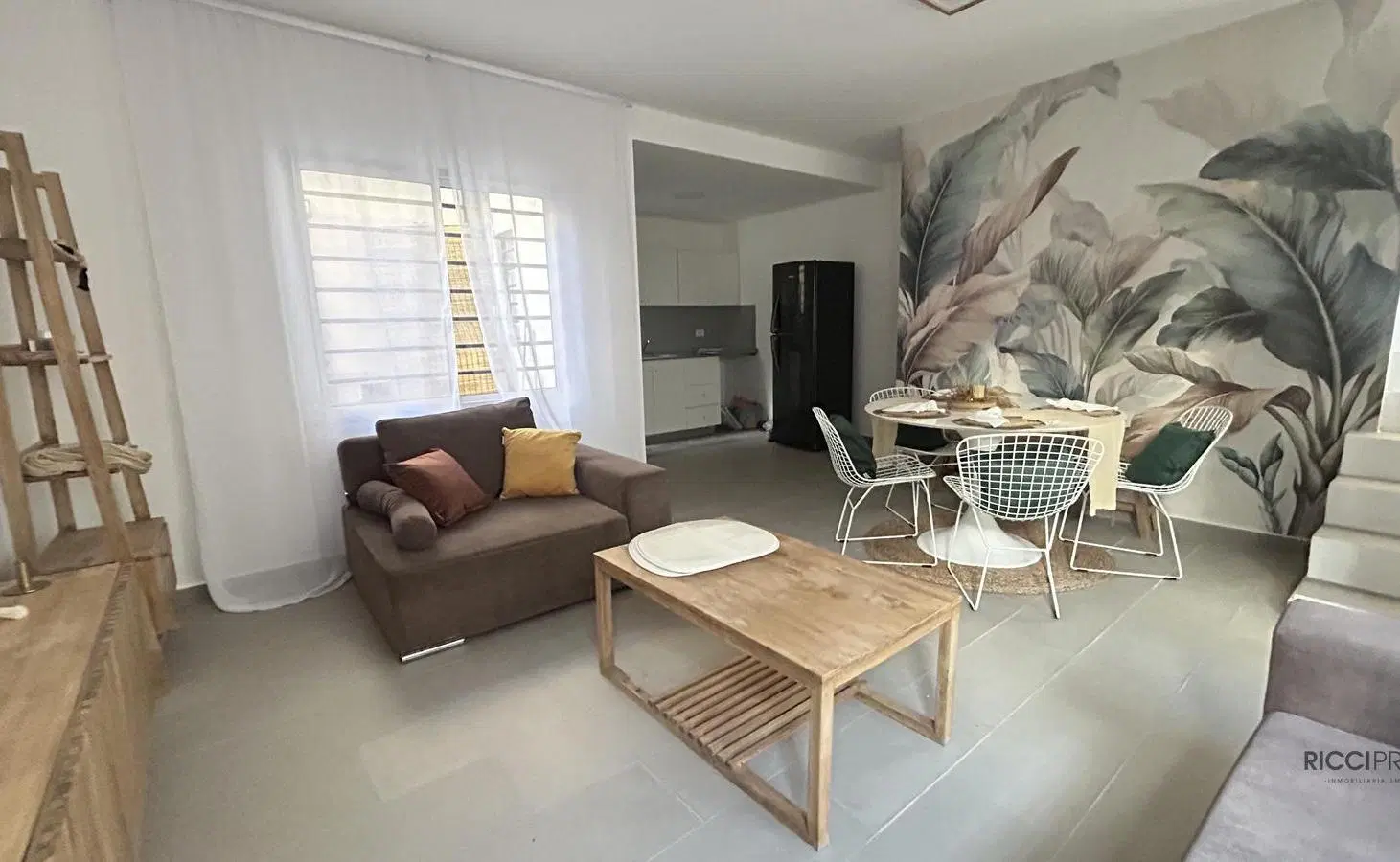 Departamento tipo duplex 3 ambientes en alquiler Berazategui 4
