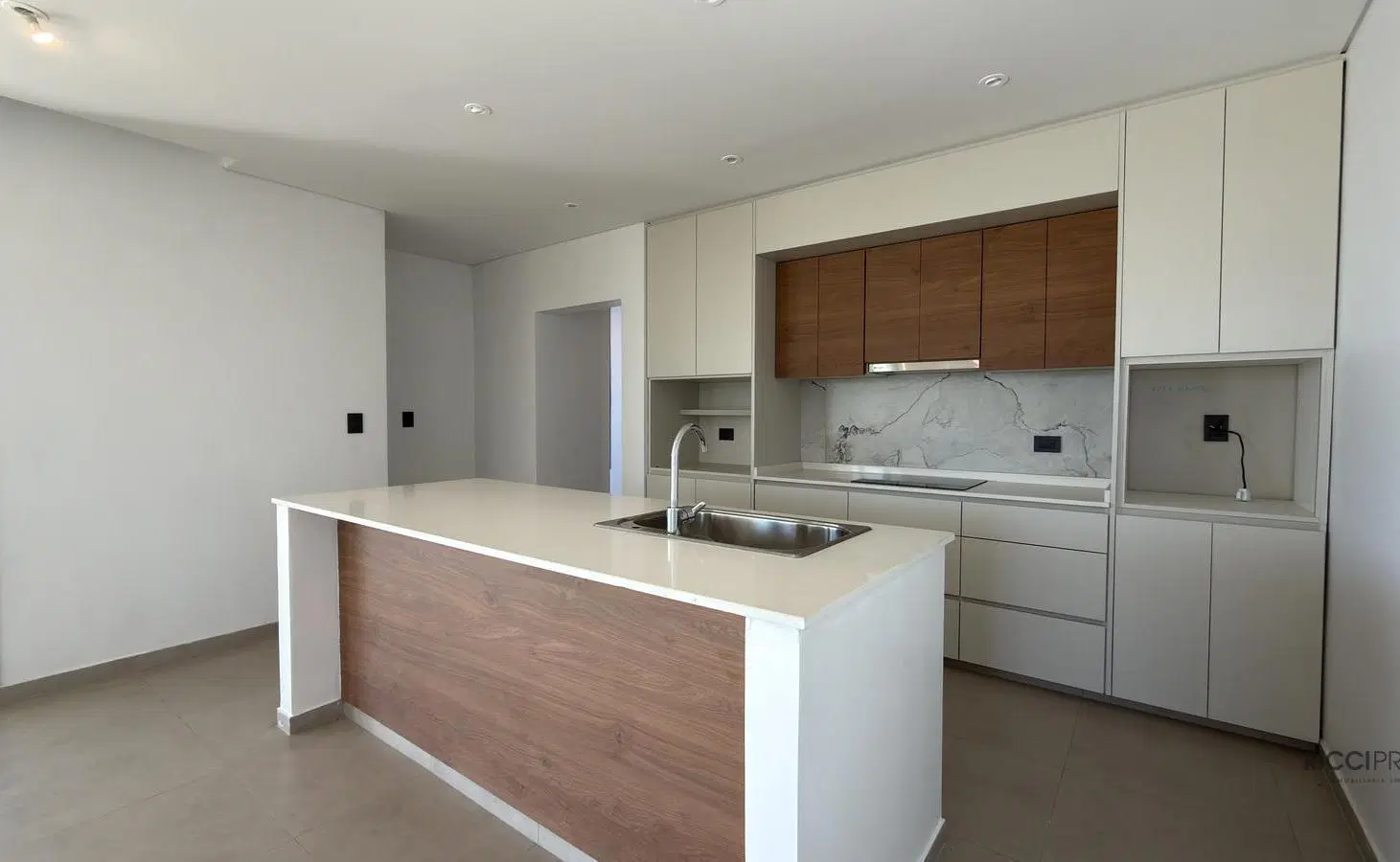 Casa  4 ambientes en venta en Villalobos, Hudson 2
