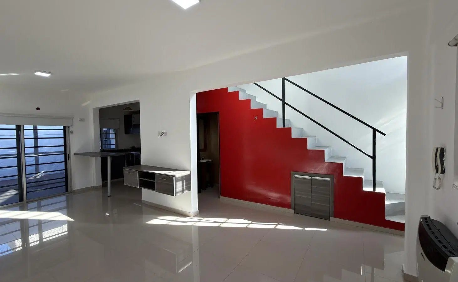 Dulpex 3 ambientes con parrilla y cochera en venta  en Berazategui 3