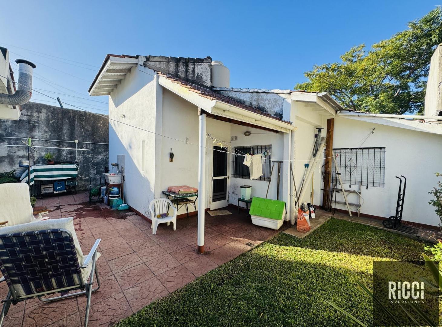 Foto de Casa 4 ambientes en venta Ranelagh con local, imagen 3