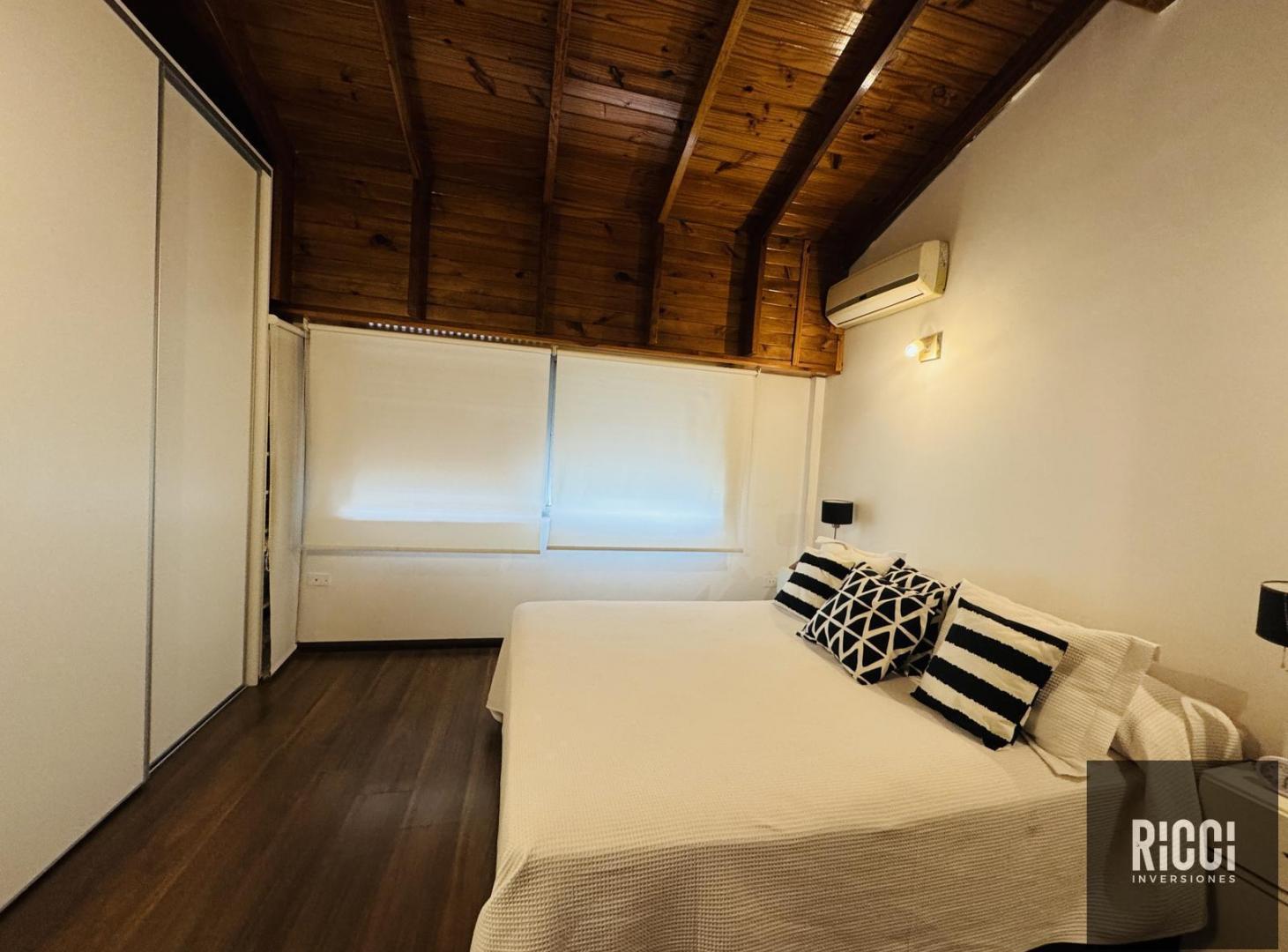 Foto de Casa 4 ambientes en Venta en Barrio Ducilo Berazategui, imagen 5