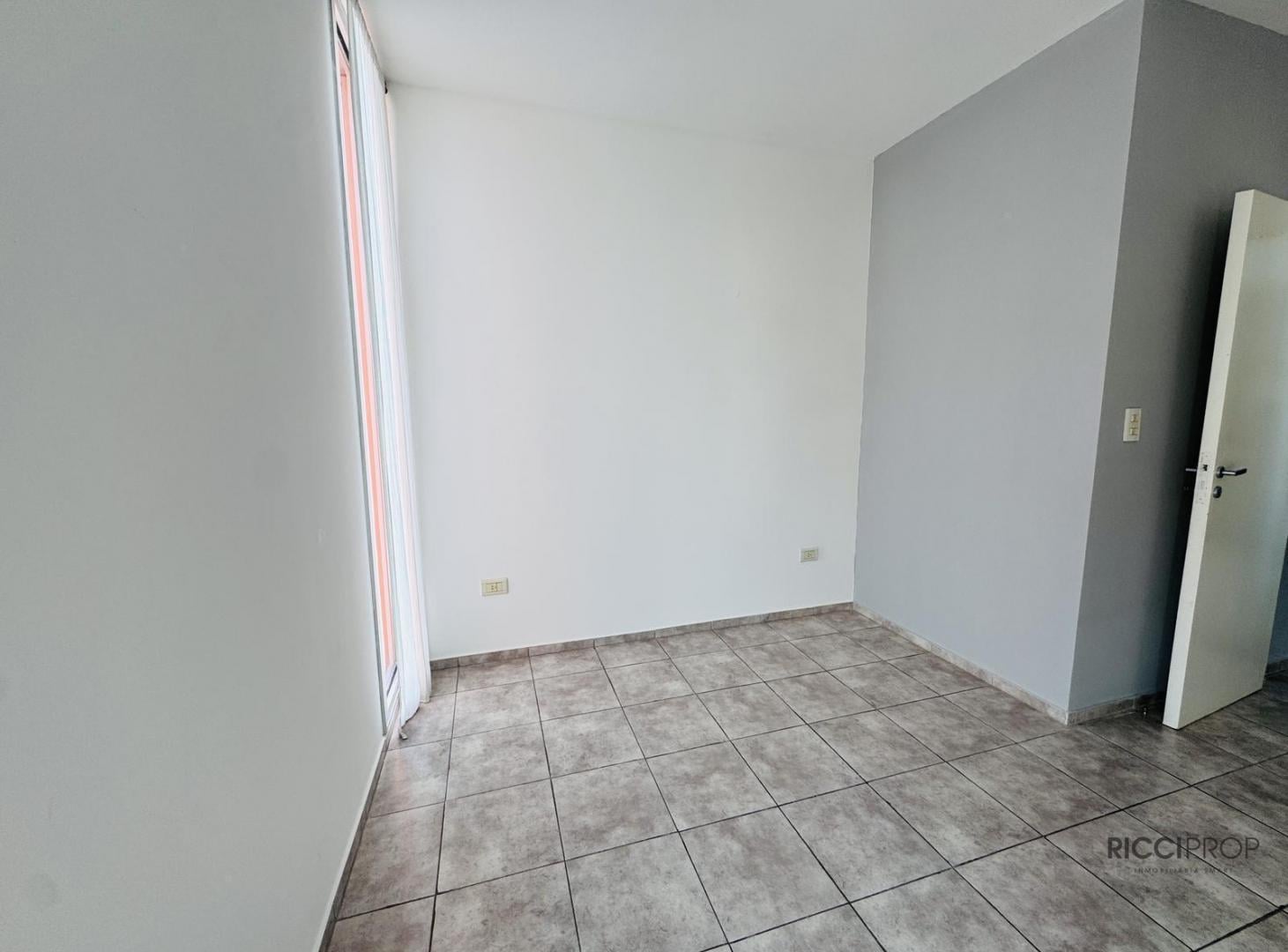 Foto de Departamento 2 ambientes en venta apto credito berazategui, imagen 2