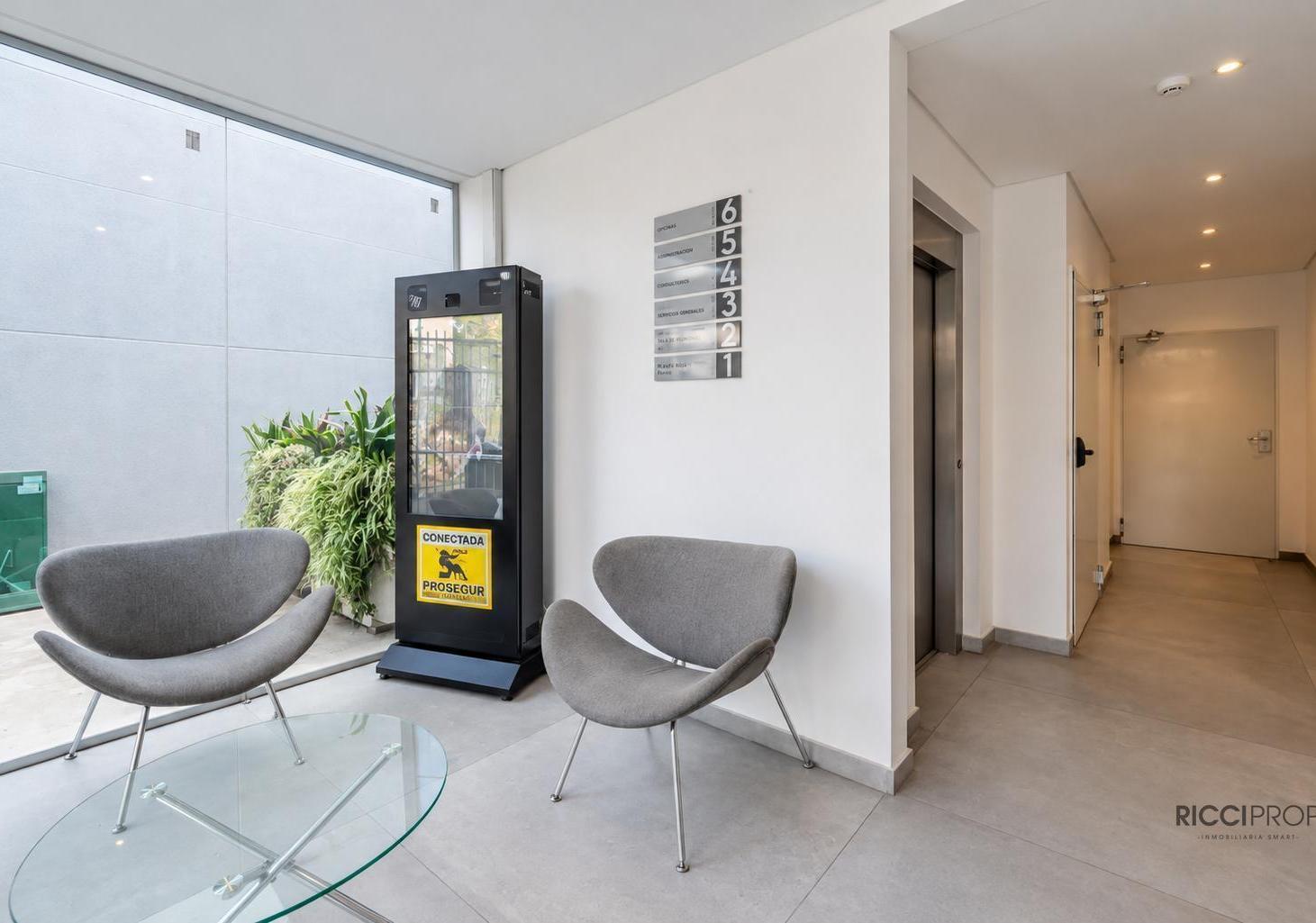 Foto de Oficina en venta piso completo edificio burban berazategui, imagen 3