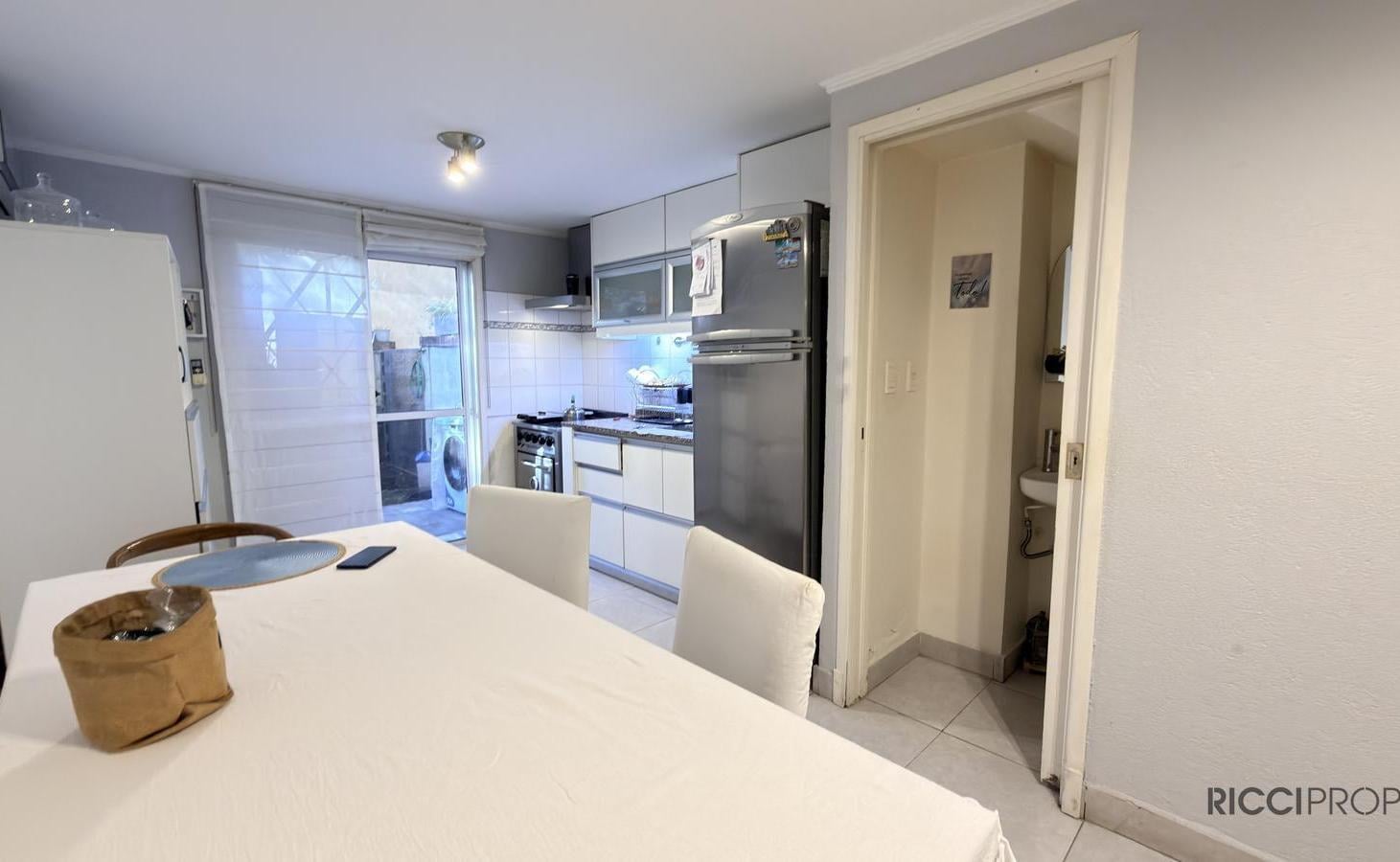 Foto de Duplex 3 ambientes con cochera en Ranelagh, sobre calle 32 al 3500, imagen 2
